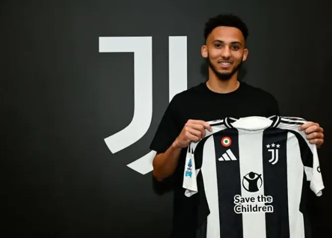 Lloyd Kelly chính thức gia nhập Juventus