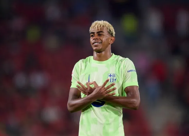 Yamal tỏa sáng Barca dễ dàng vượt qua Mallorca 3-0